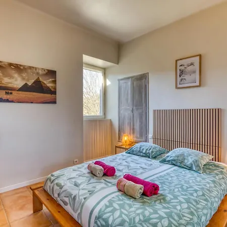 Domaine Privatise, Grand Pour Groupe, Piscine, Plages Privees Herault Villa